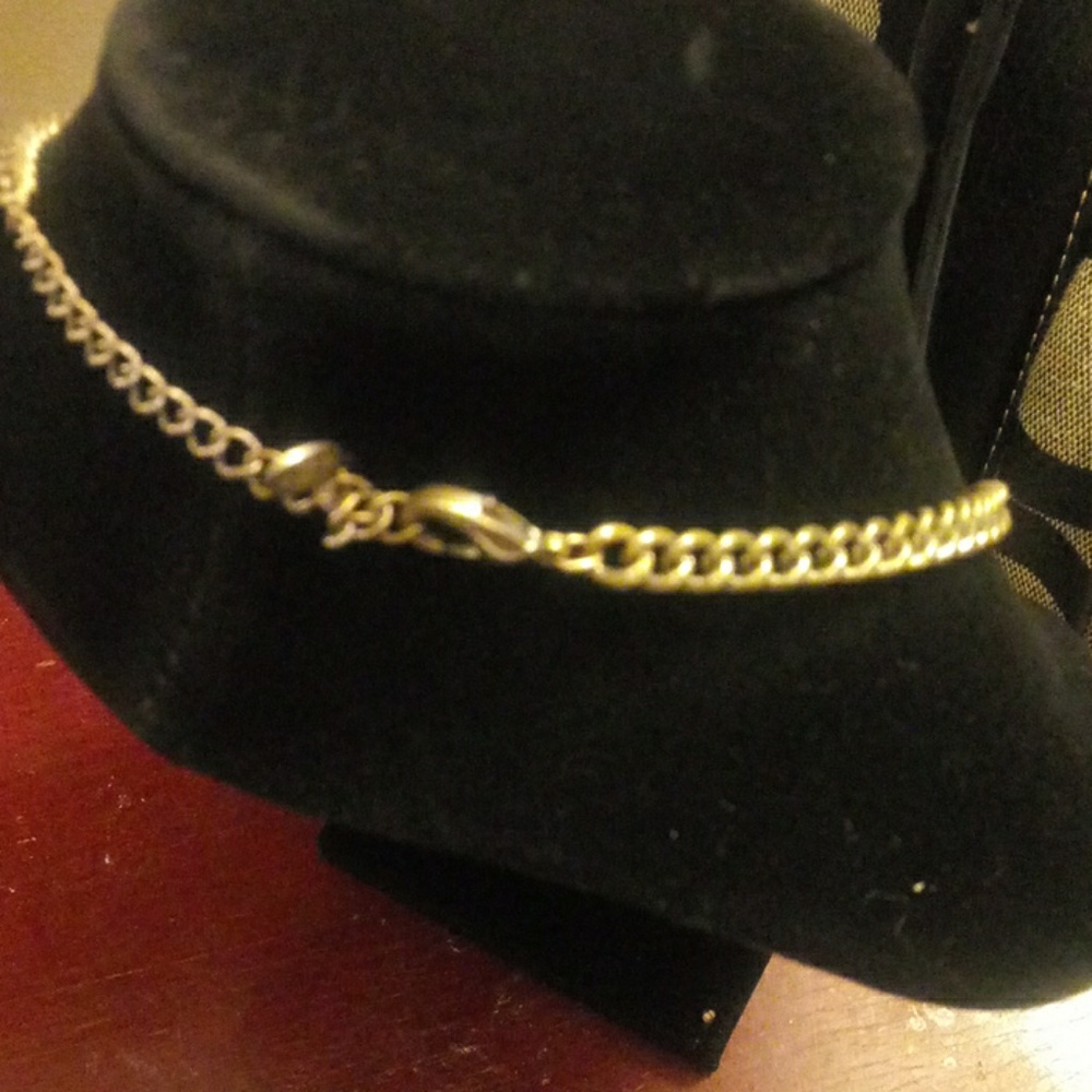 Jewelry - Picture 4 of 4